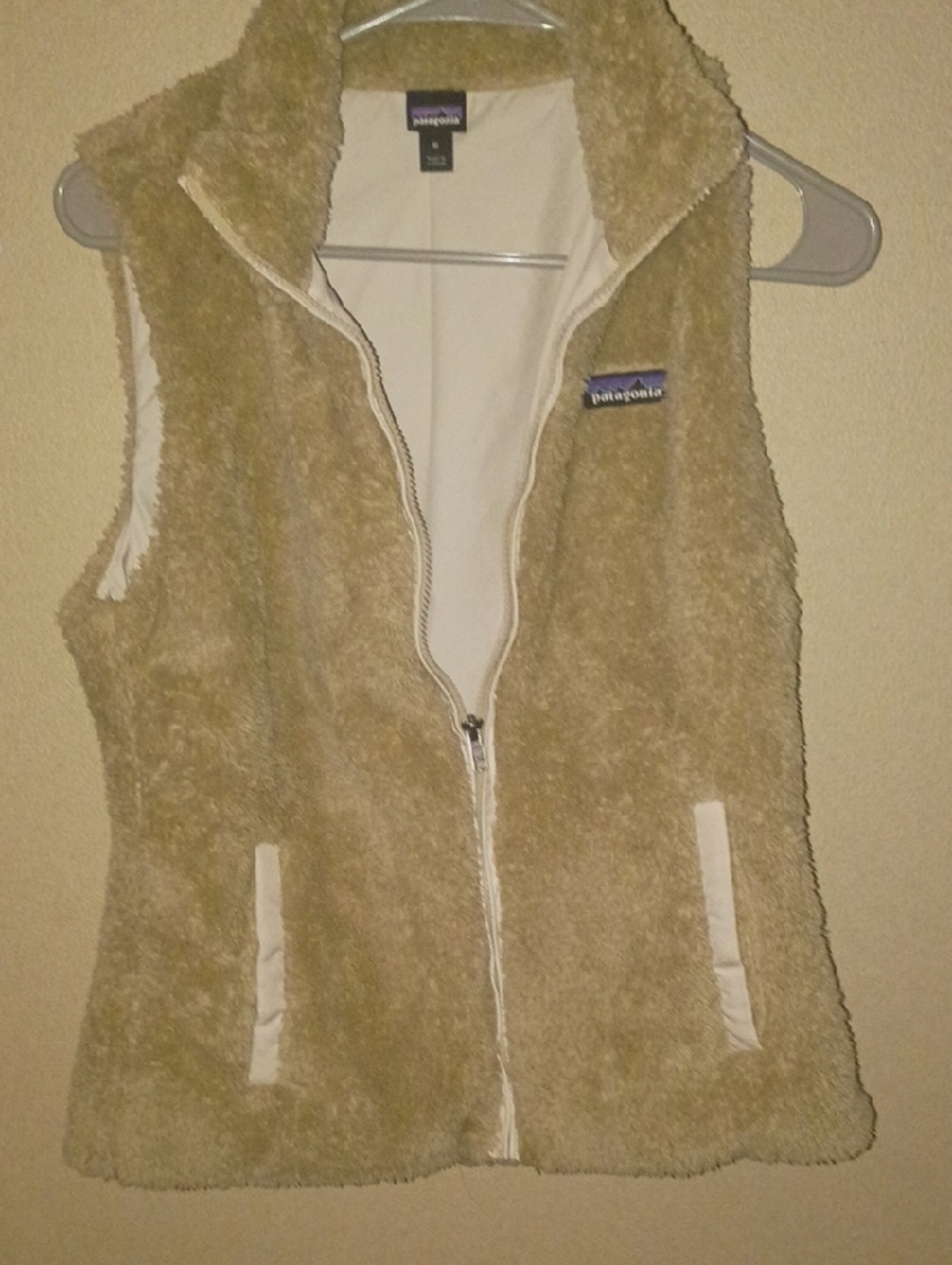 Patagonia Women's Tan Sherpa Fleece Vest